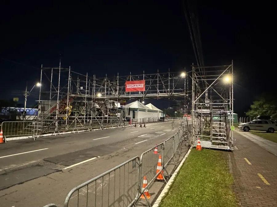 Vista da estrutura de apoio a maratona